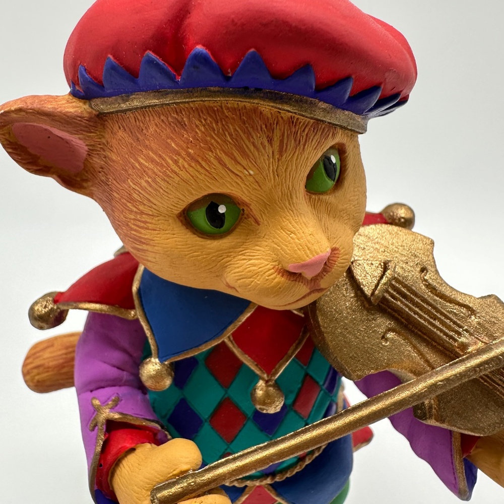 Department 56 Mother Goose Cat and The Fiddle Christmas Ornament w/Box - Picture 8 of 16